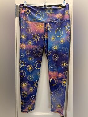 Victoria’s Secret Sport Celestial Print 7/8 Leggings in Purple and Yellow
